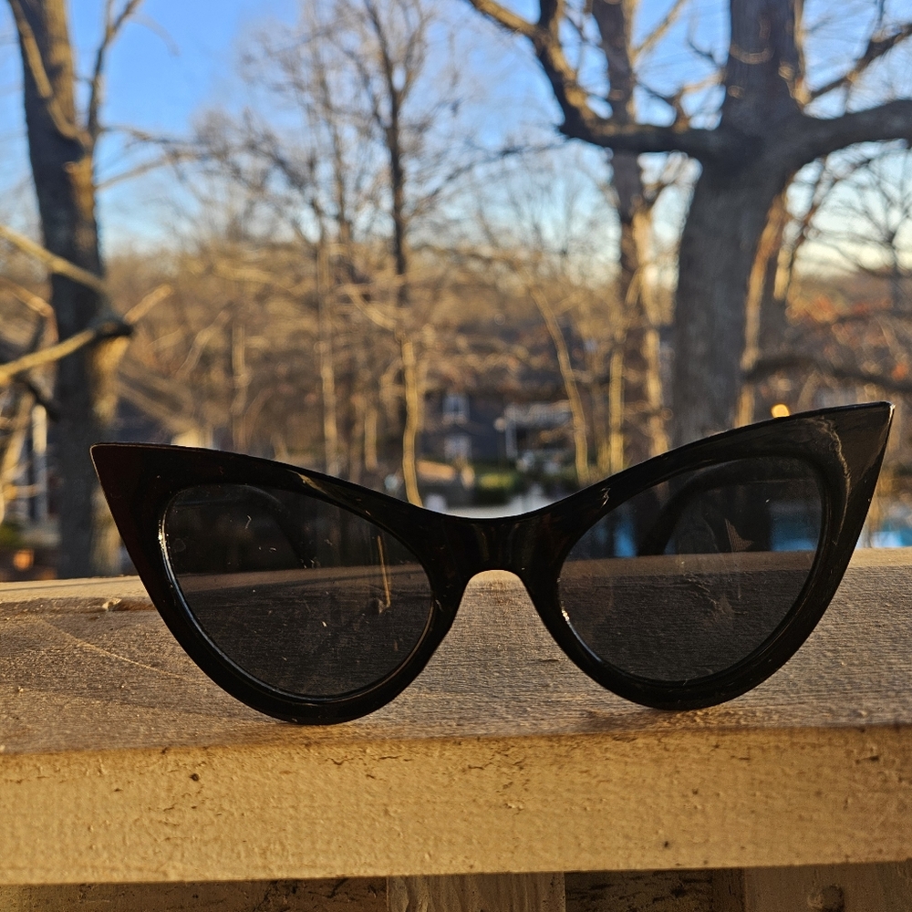 So Cateye Sunglasses